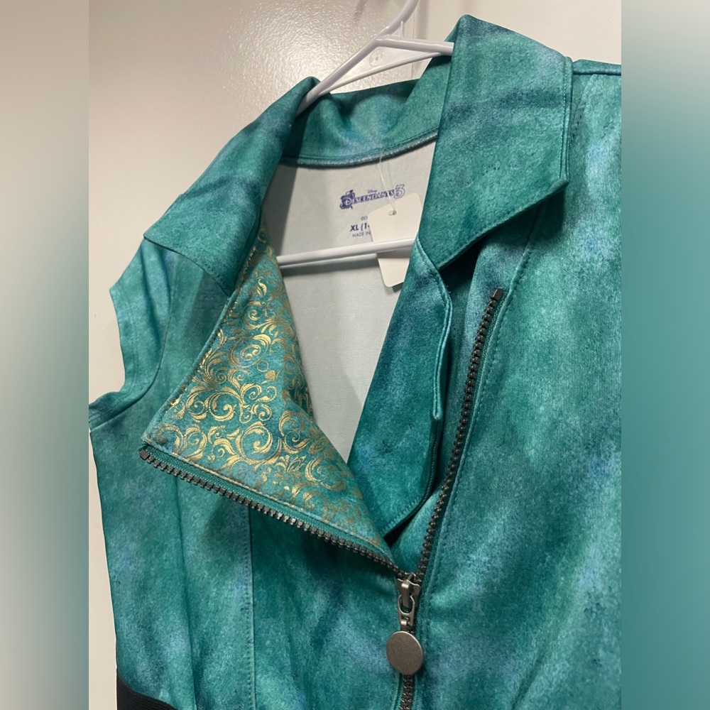 Disney Descendants 3 dress costume. Deluxe fabrics and details. 14/16. Pirate - Picture 4 of 9